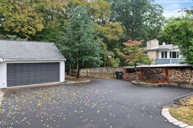 88 Emerson Rd, Franklin Twp., NJ 08873