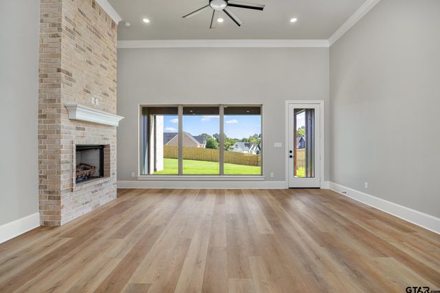 406 Sides Blvd, Bullard, TX 75757