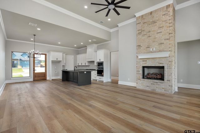 406 Sides Blvd, Bullard, TX 75757