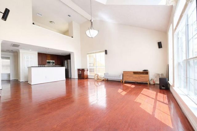 3411 Clearview Circle, Houston, TX 77025