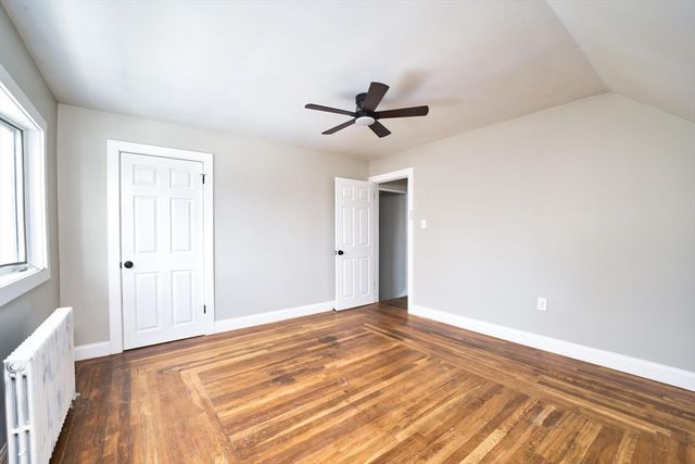 366 Ash St, New Bedford, MA 02740