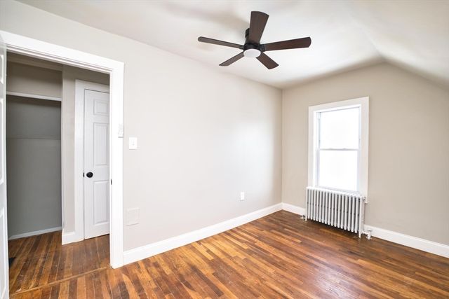 366 Ash St, New Bedford, MA 02740