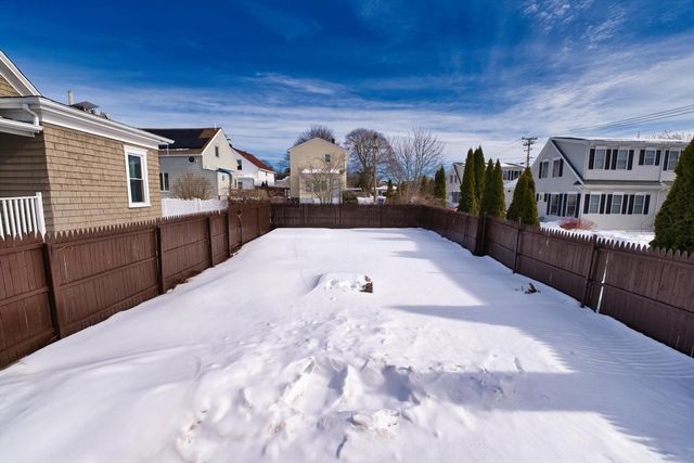 366 Ash St, New Bedford, MA 02740