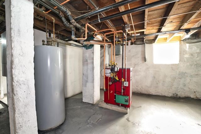 366 Ash St, New Bedford, MA 02740