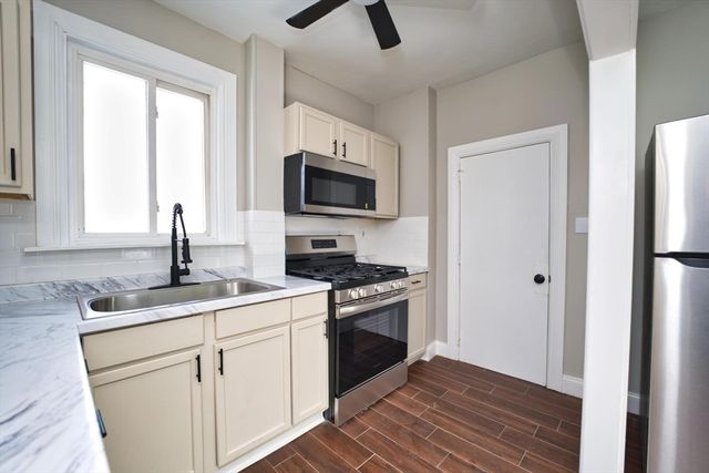 366 Ash St, New Bedford, MA 02740