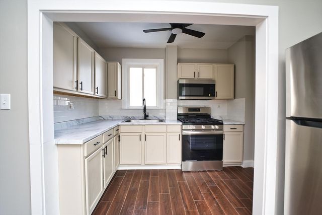 366 Ash St, New Bedford, MA 02740