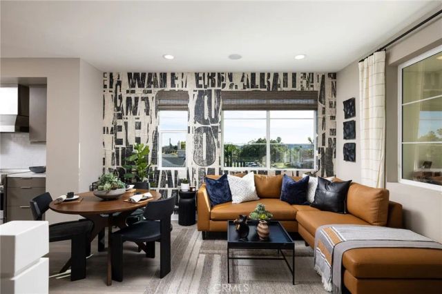 326 E William Way, La Habra, CA 90631