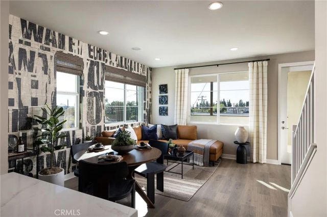 326 E William Way, La Habra, CA 90631