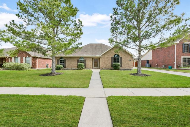 6815 Amistad Court, Manvel, TX 77578