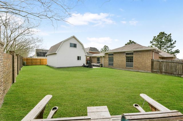 6815 Amistad Court, Manvel, TX 77578