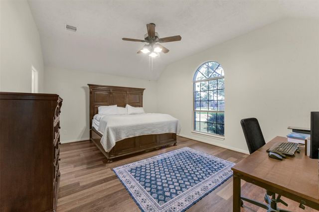 6815 Amistad Court, Manvel, TX 77578