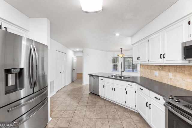 4524 Hedingham Lane, Columbus, GA 31907