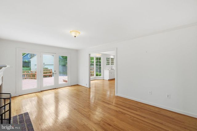 2904 N 4TH ST N, Arlington, VA 22201