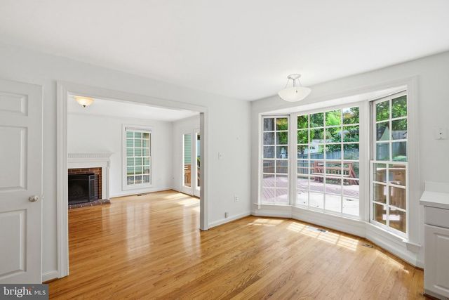 2904 N 4TH ST N, Arlington, VA 22201