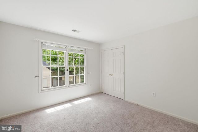 2904 N 4TH ST N, Arlington, VA 22201