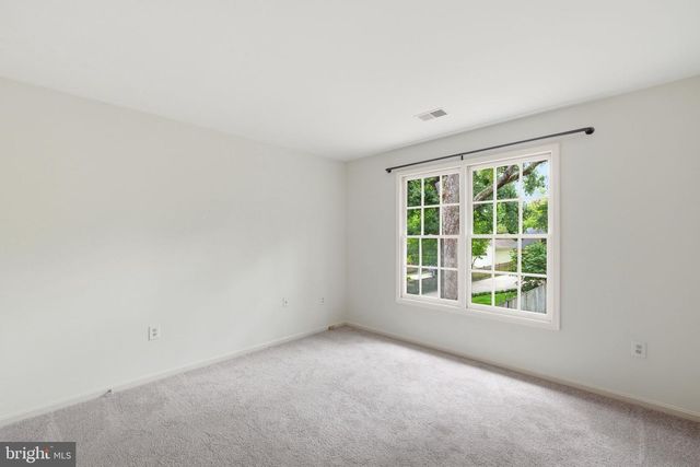 2904 N 4TH ST N, Arlington, VA 22201