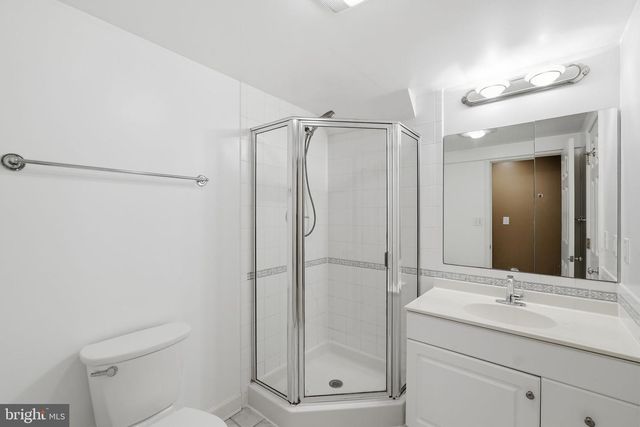 2904 N 4TH ST N, Arlington, VA 22201