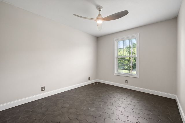 1681 Dotsonville Rd, Clarksville, TN 37042