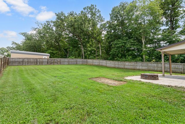 1681 Dotsonville Rd, Clarksville, TN 37042