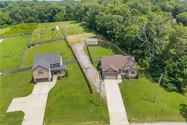1681 Dotsonville Rd, Clarksville, TN 37042