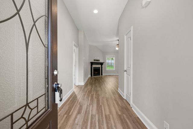 1681 Dotsonville Rd, Clarksville, TN 37042