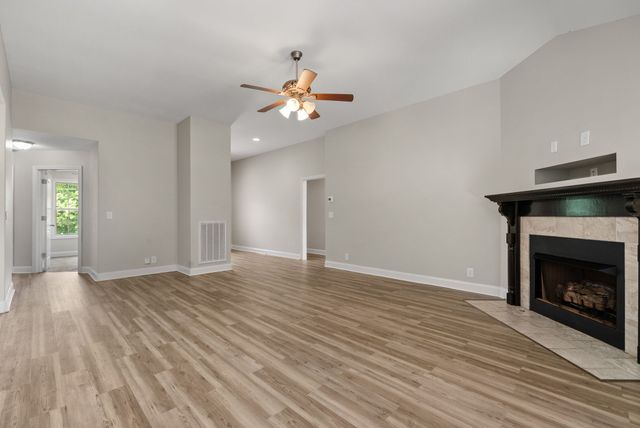 1681 Dotsonville Rd, Clarksville, TN 37042