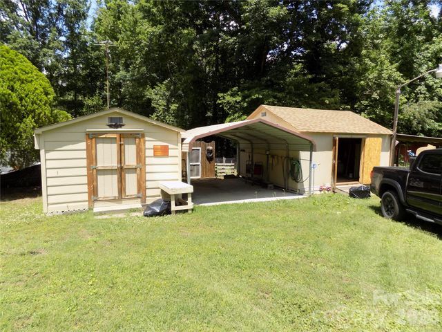 704 Craig Street, Cherryville, NC 28021