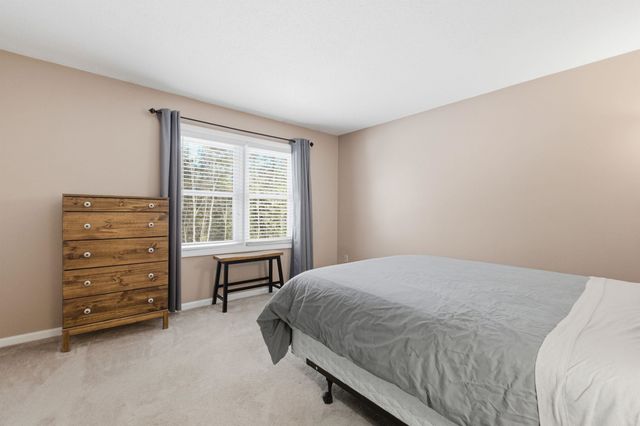 10 Chester Ln Unit 4, Enfield, NH 03748