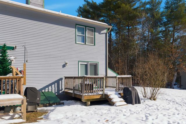 10 Chester Ln Unit 4, Enfield, NH 03748