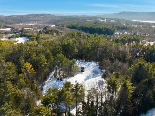 10 Chester Ln Unit 4, Enfield, NH 03748