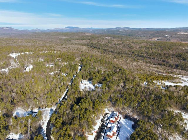 10 Chester Ln Unit 4, Enfield, NH 03748