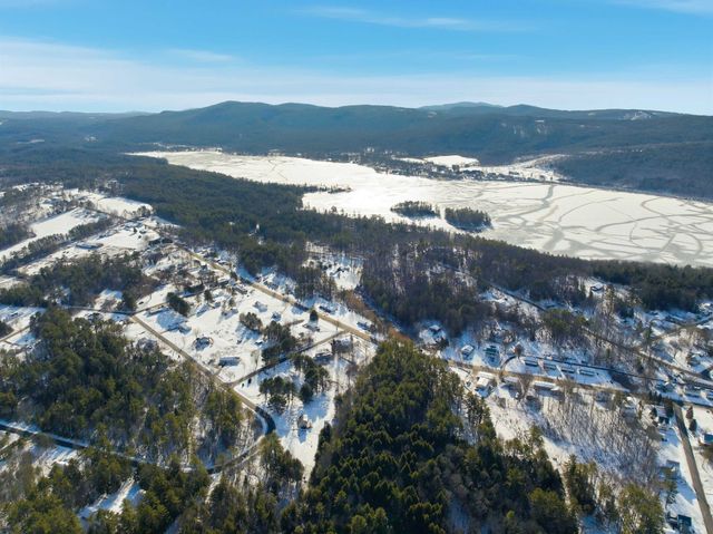 10 Chester Ln Unit 4, Enfield, NH 03748