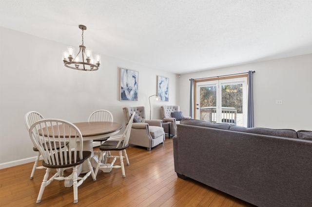 10 Chester Ln Unit 4, Enfield, NH 03748