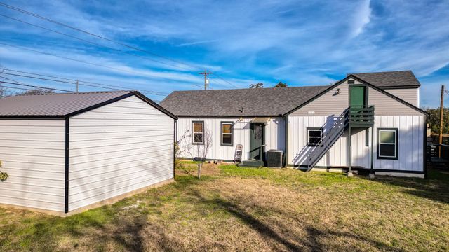 405 S Bowie Drive, Weatherford, TX 76086