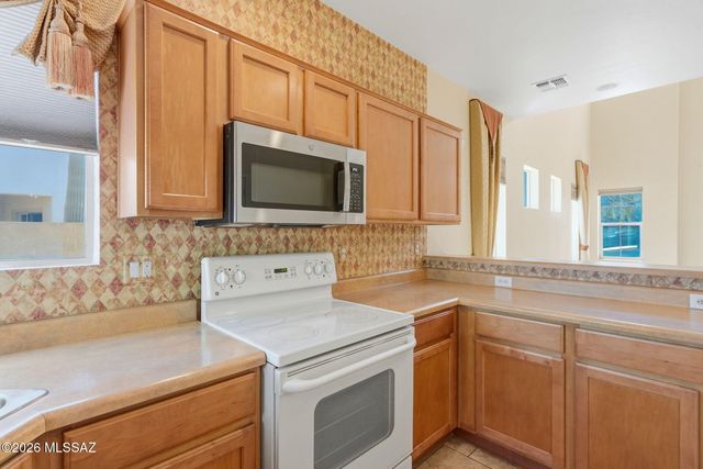 179 E Camino Del Abeto, Sahuarita, AZ 85629