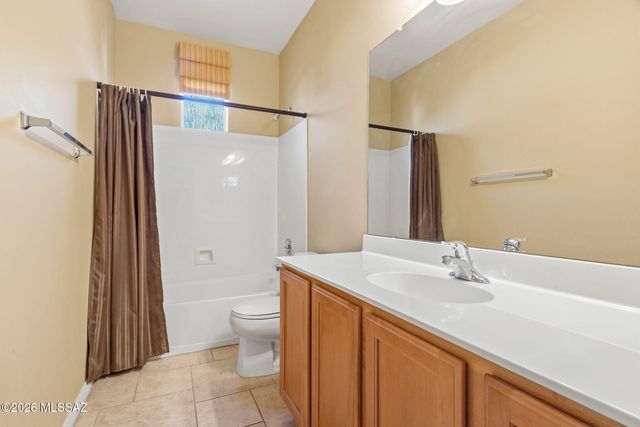 179 E Camino Del Abeto, Sahuarita, AZ 85629