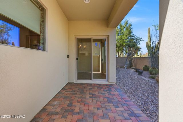 179 E Camino Del Abeto, Sahuarita, AZ 85629