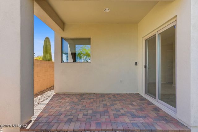 179 E Camino Del Abeto, Sahuarita, AZ 85629