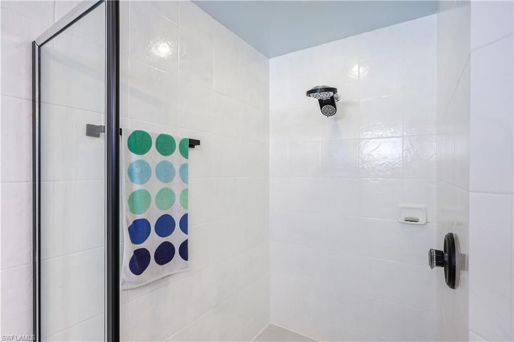 Image 17 of property listing at 214 NW 25th AVE, Cape Coral, FL 33993