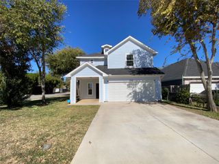 5838 Humbert Avenue, Fort Worth, TX 76107