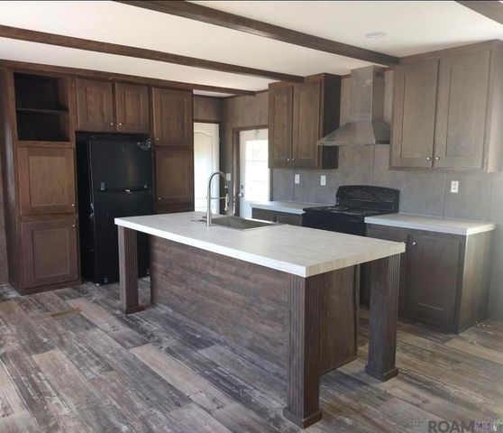 18884 Scivique Ln, Denham Springs, LA 70726