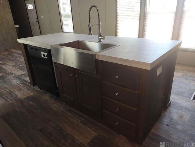 18884 Scivique Ln, Denham Springs, LA 70726