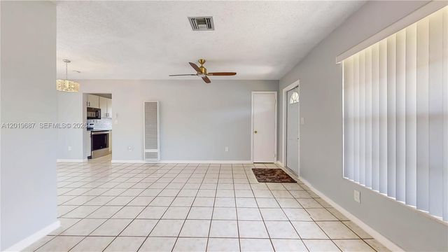 15502 SW 102nd Ave, Miami, FL 33157