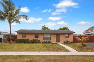 15502 SW 102nd Ave, Miami, FL 33157