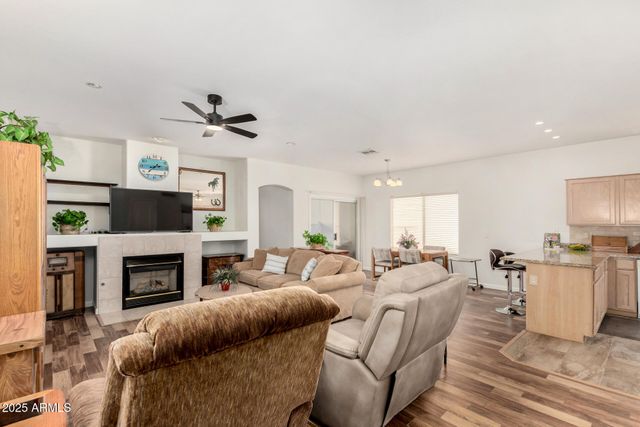 11021 W TONTO Lane, Peoria, AZ 85373