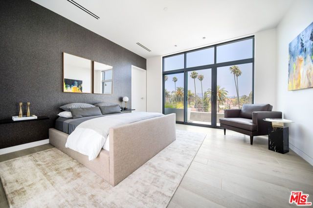 8600 Wilshire Boulevard PH17, Beverly Hills, CA 90211