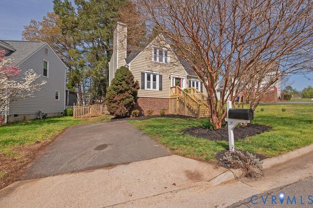 5988 Dugout Ter, Mechanicsville, VA 23111