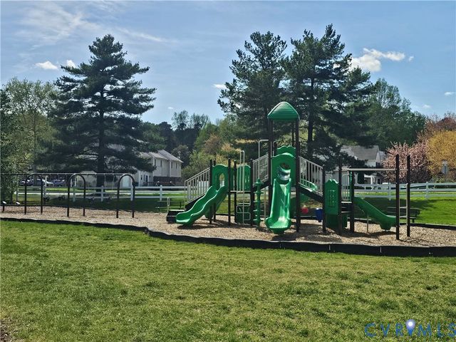 5988 Dugout Ter, Mechanicsville, VA 23111