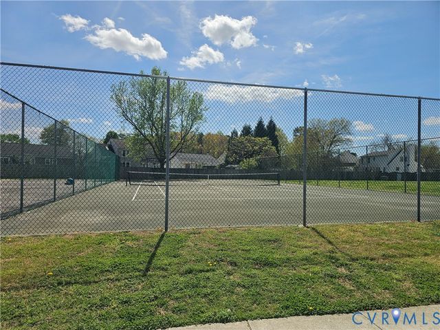 5988 Dugout Ter, Mechanicsville, VA 23111