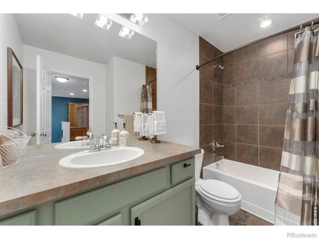 2940 Champion Circle, Loveland, CO 80538